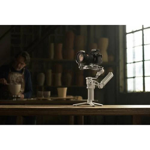 DJI RS 4 Mini, Gimbal Stabilizer for Cameras Canon/Sony/Panasonic/Nikon/Fujifilm, Auto Axis Locks, 2kg/4.4lbs Payload, Intelligent Tracking, Camera Gimbal, Camera Stabilizer, Native Vertical Shooting